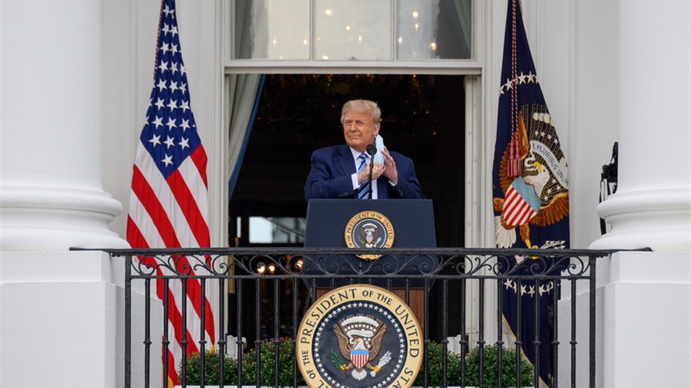 Ο Τραμπ ξεκινάει εκ νέου την προεκλογική του περιοδεία