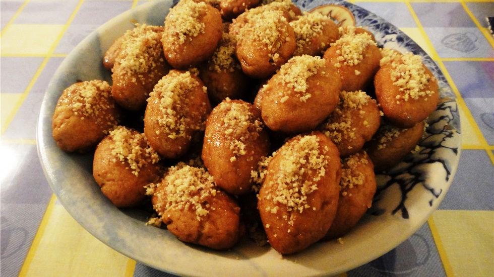 Θεσσαλονίκη: Ο κορονοϊός έφερε νωρίτερα φέτος στους φούρνους τα μελομακάρονα και τους κουραμπιέδες	