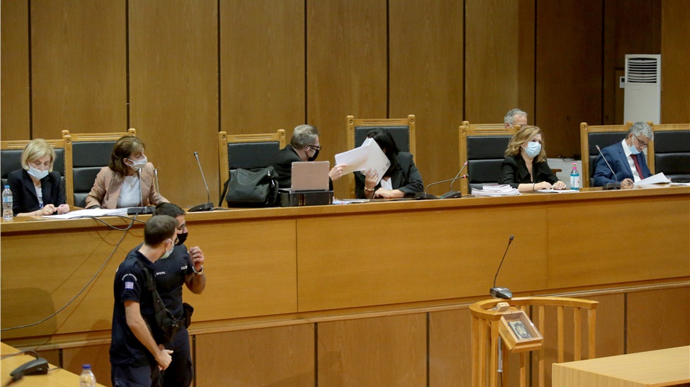 Πότε θα συλληφθούν οι καταδικασθέντες για την Χρυσή Αυγή, διευκρινίζει...