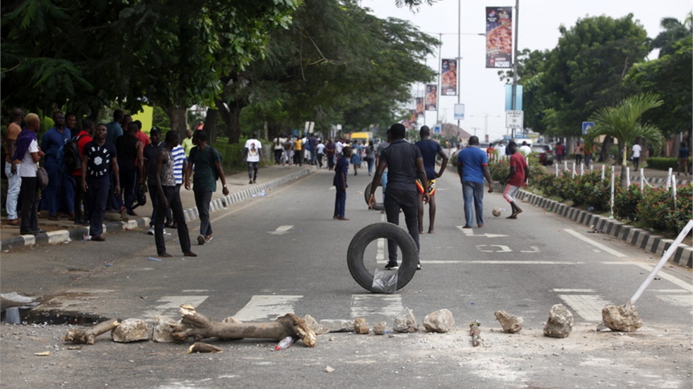 Νιγηρία: Δύο εβδομάδες άνευ προηγουμένου διαδηλωσεων κατά της...