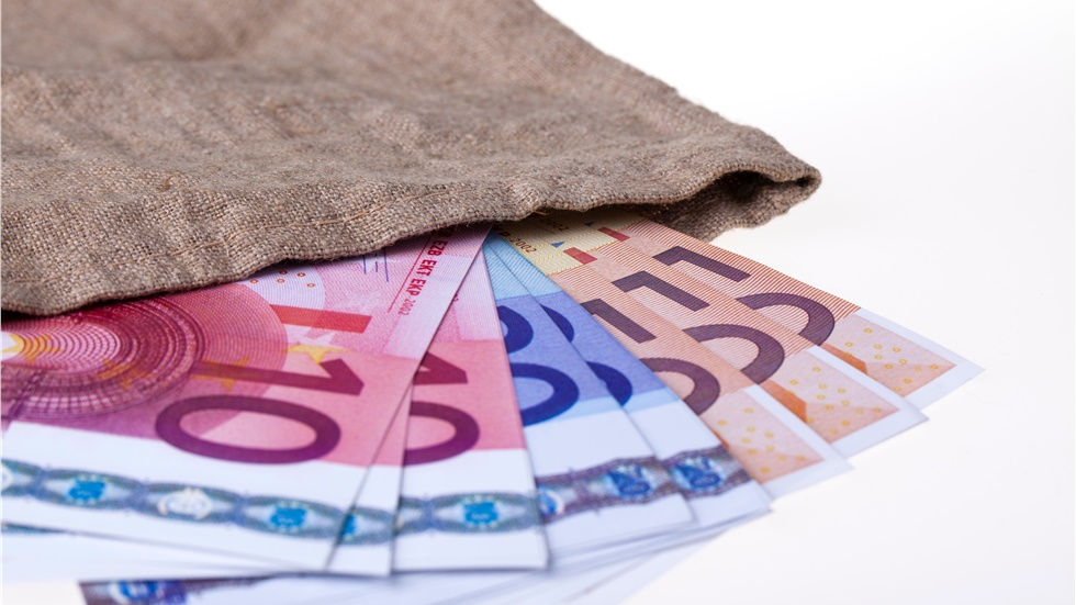 ΕΛΣΤΑΤ: Μείωση 11,8% σημείωσε το διαθέσιμο εισόδημα των νοικοκυριών...