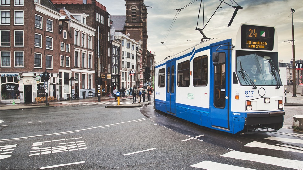 Ολλανδία: Ο αριθμός των νέων περιστατικών κορονοϊού μειώθηκε...