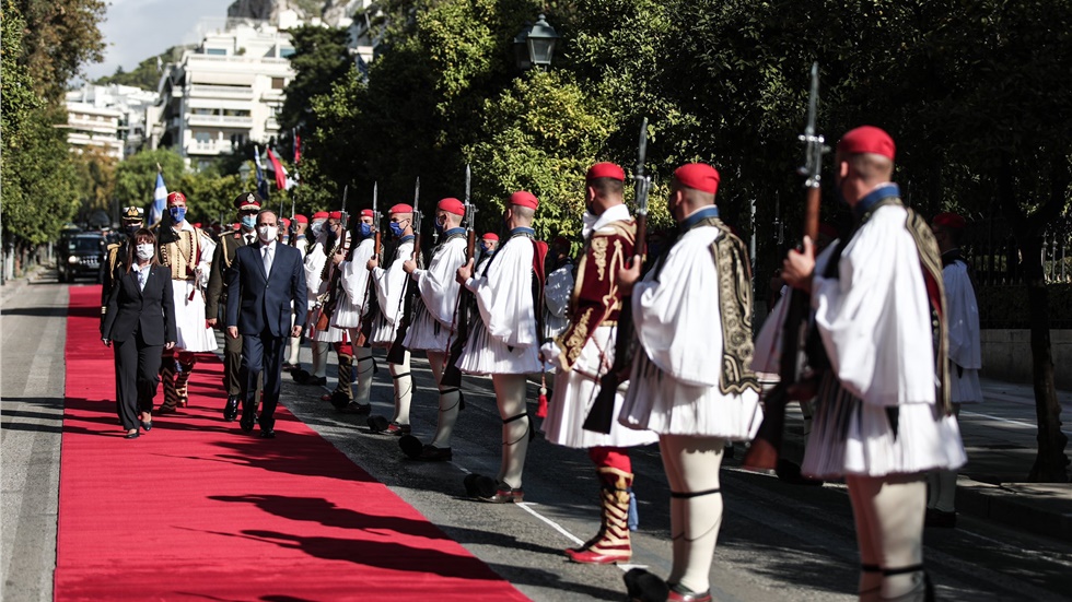 Συνάντηση Σακελλαροπούλου με τον Αιγύπτιο Πρόεδρο - Στο επίκεντρο...