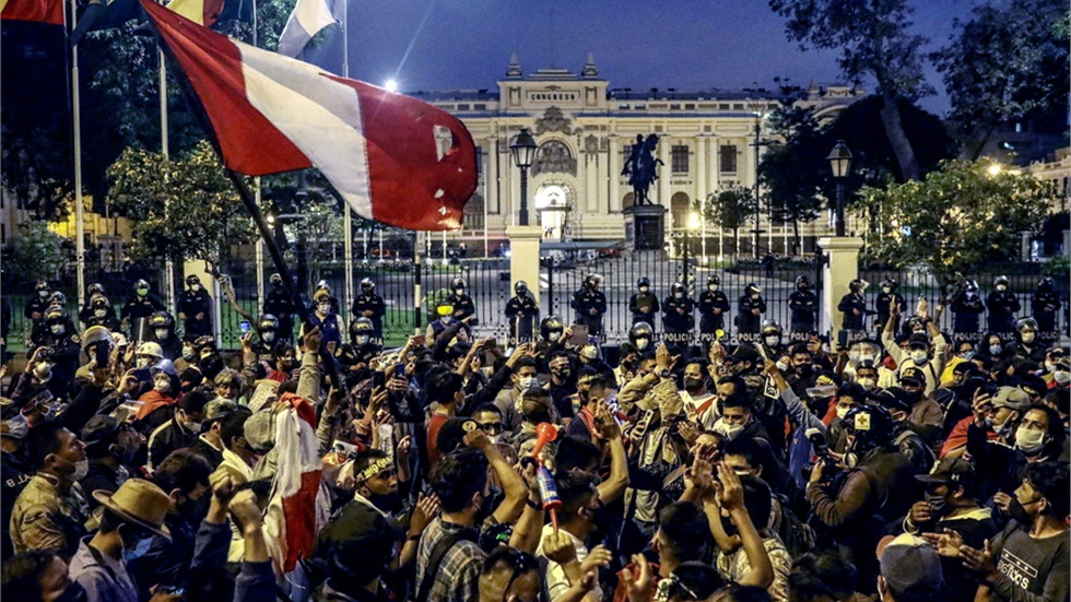 Περού: Νέο πρόεδρο απέκτησε η χώρα έπειτα από μια εβδομάδα πολιτικού...