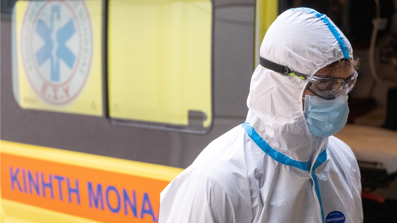 Κορονοϊός: 1.251 νέα κρούσματα, 600 διασωληνωμένοι, 89 νεκροί