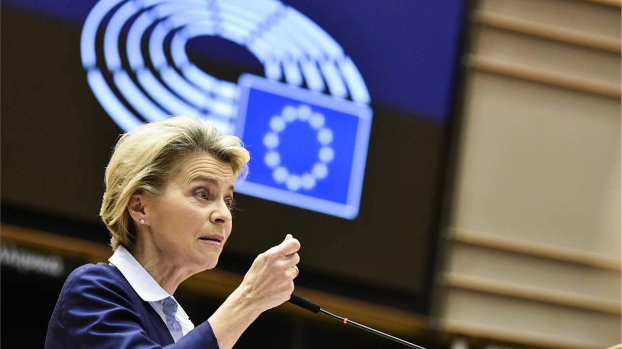 «Οι πρώτοι Ευρωπαίοι πιθανόν να εμβολιασθούν πριν από το τέλος...