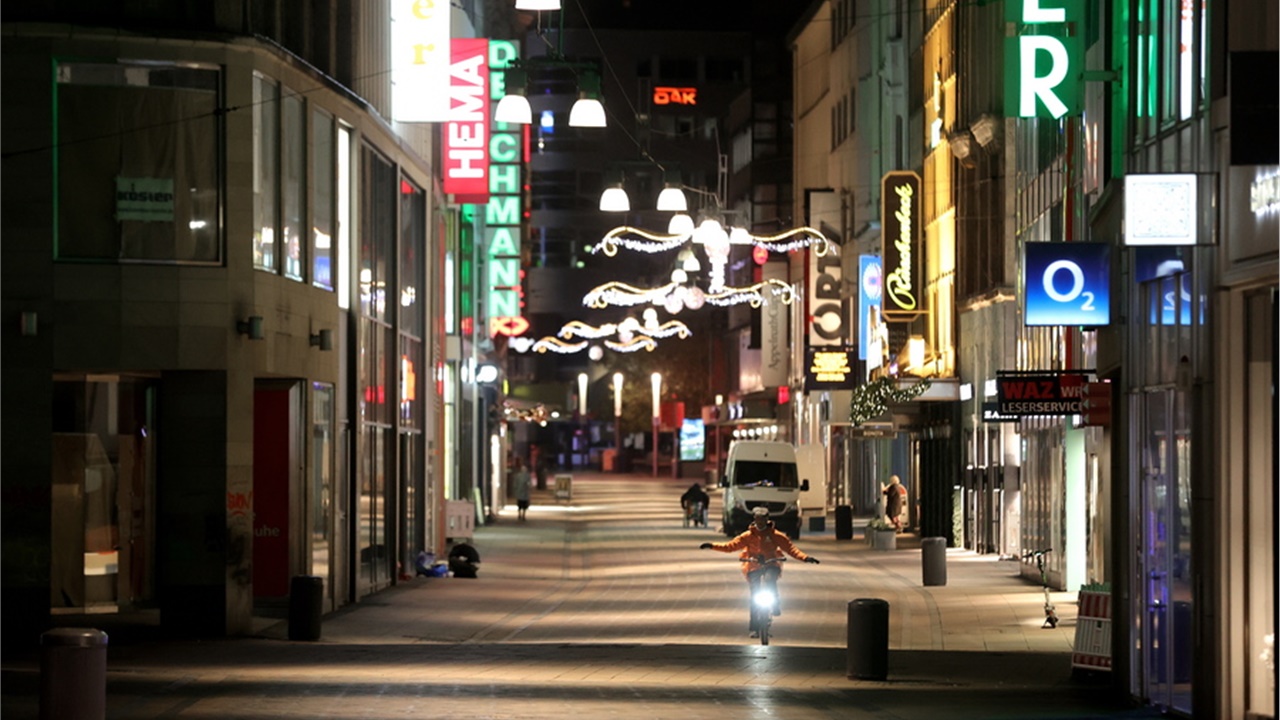 Γερμανία: Ρεκόρ άνω των 30.000 κρουσμάτων μέσα σε 24 ώρες