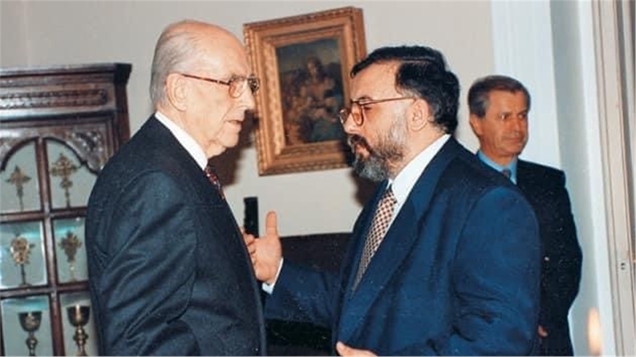 Η πολυσήμαντη συμβολή του Θάνου Μικρούτσικου στη δημιουργία του...