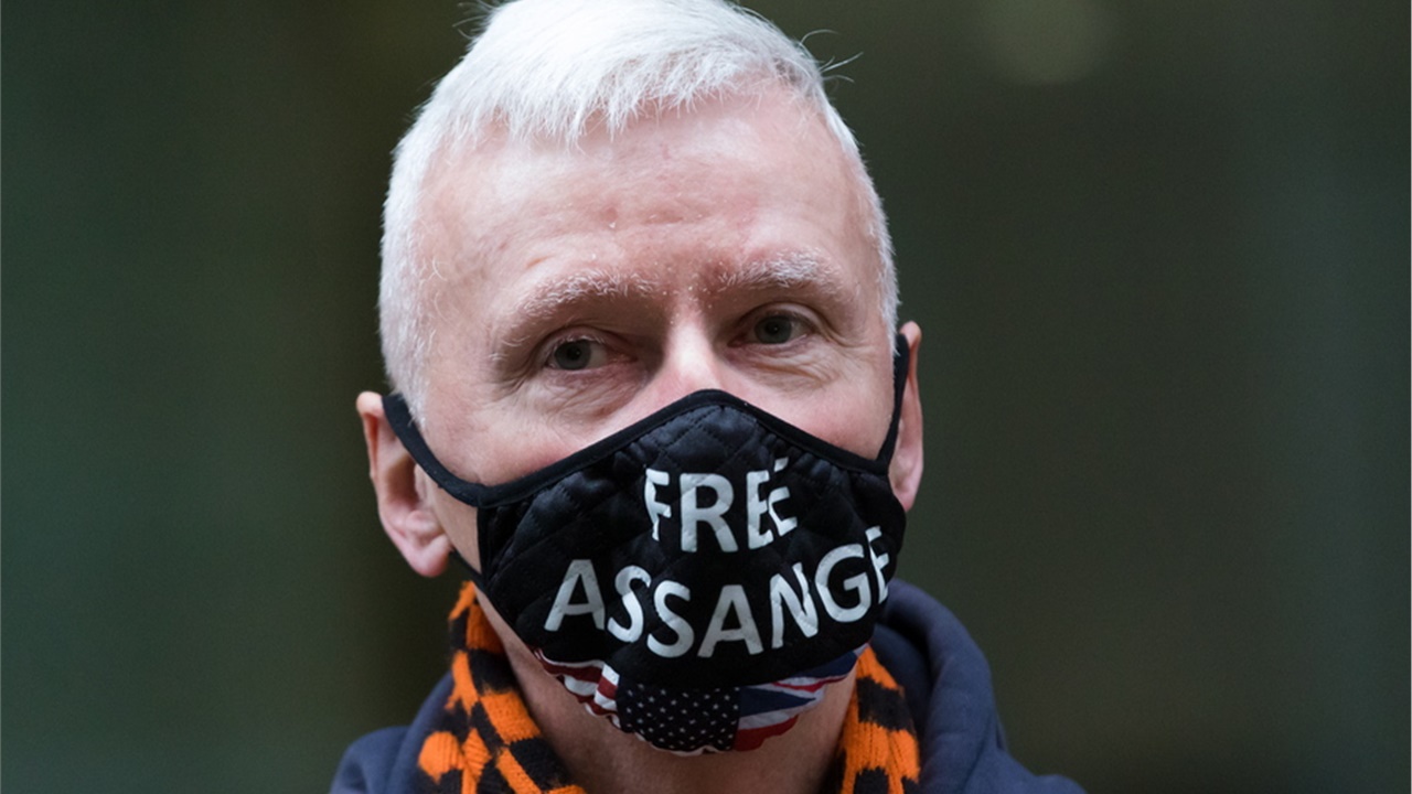 Βρετανία: Δικαστήριο αποφάσισε κατά της έκδοσης του Τζούλιαν...