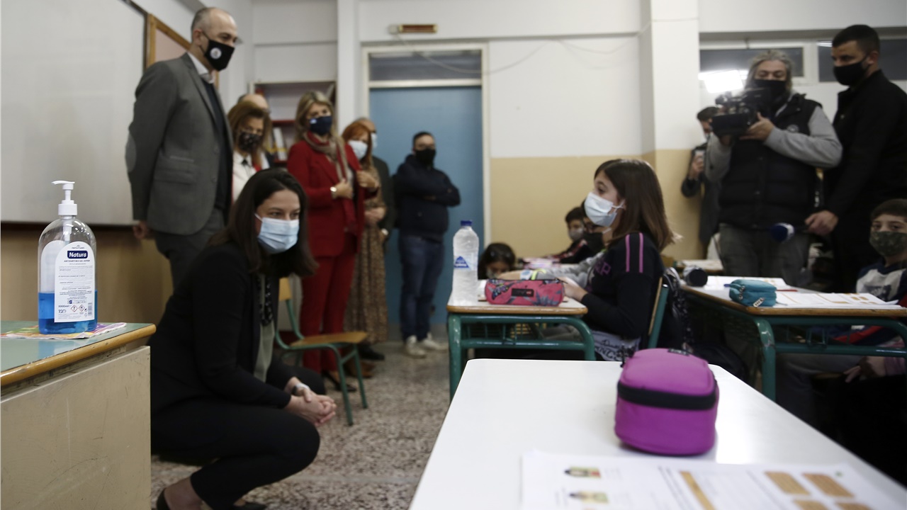 Επιστροφή στα θρανία για μαθητές και μαθήτριες νηπιαγωγείων και...