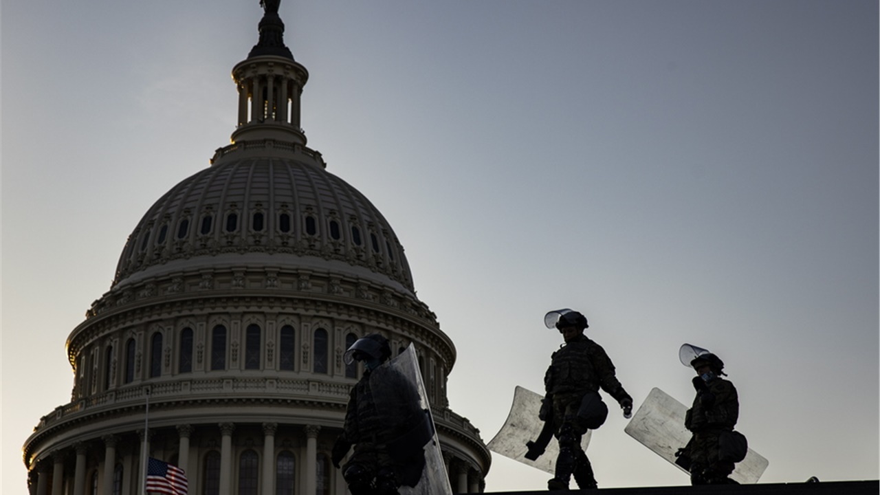 ΗΠΑ: Η Βουλή ψήφισε υπέρ της παραπομπής του Ντόναλντ Τραμπ