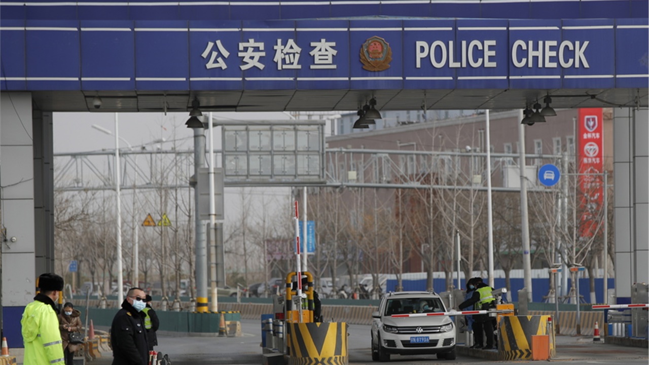 Έφθασε στην Ουχάν η ομάδα των ειδικών του Παγκόσμιου Οργανισμού...