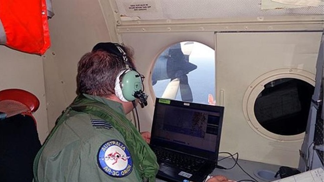 Disappeared Malaysia Airlines flight path altered by plane’s...