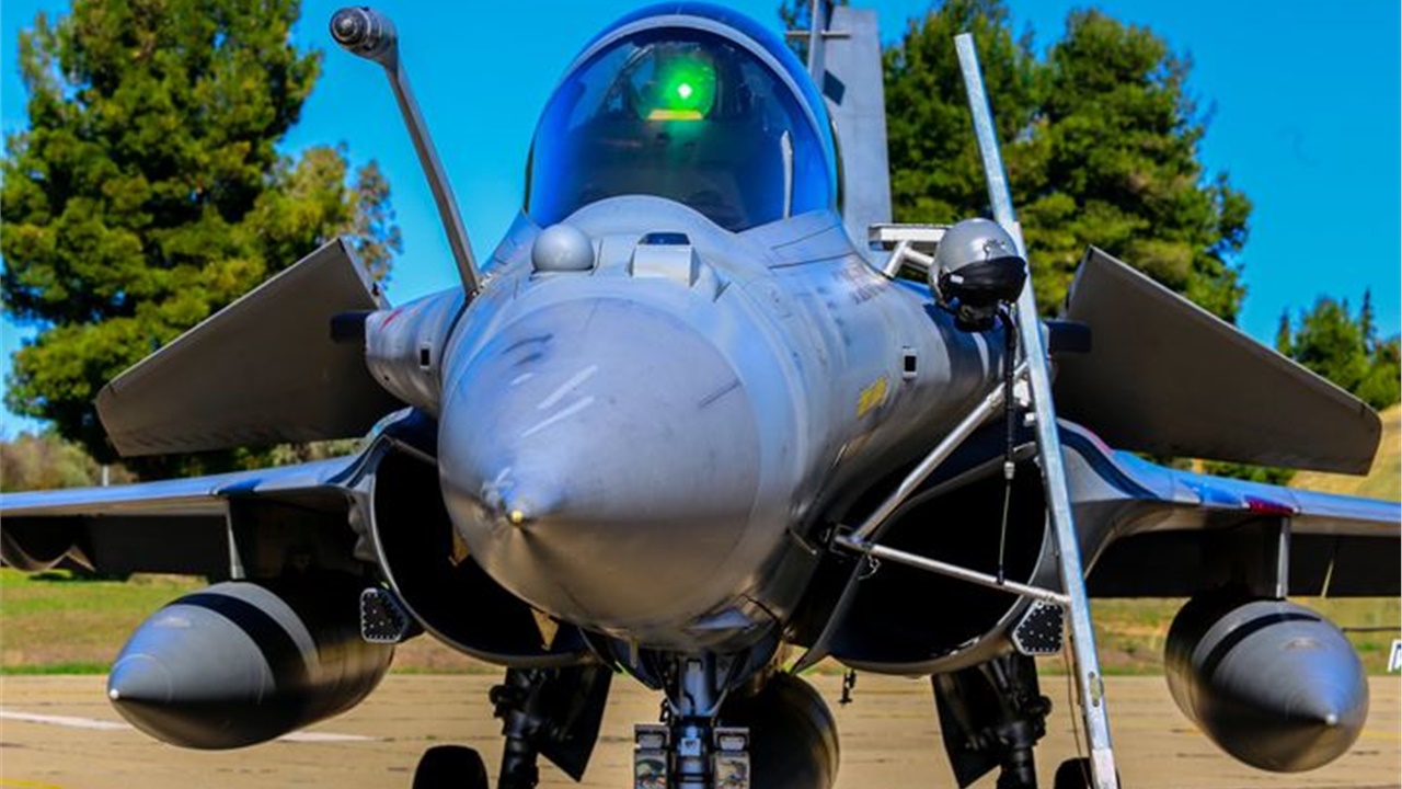 Άσκηση  “Skyros 2021”  Γνωριμία με τα Rafale της γαλλικής Πολεμικής...