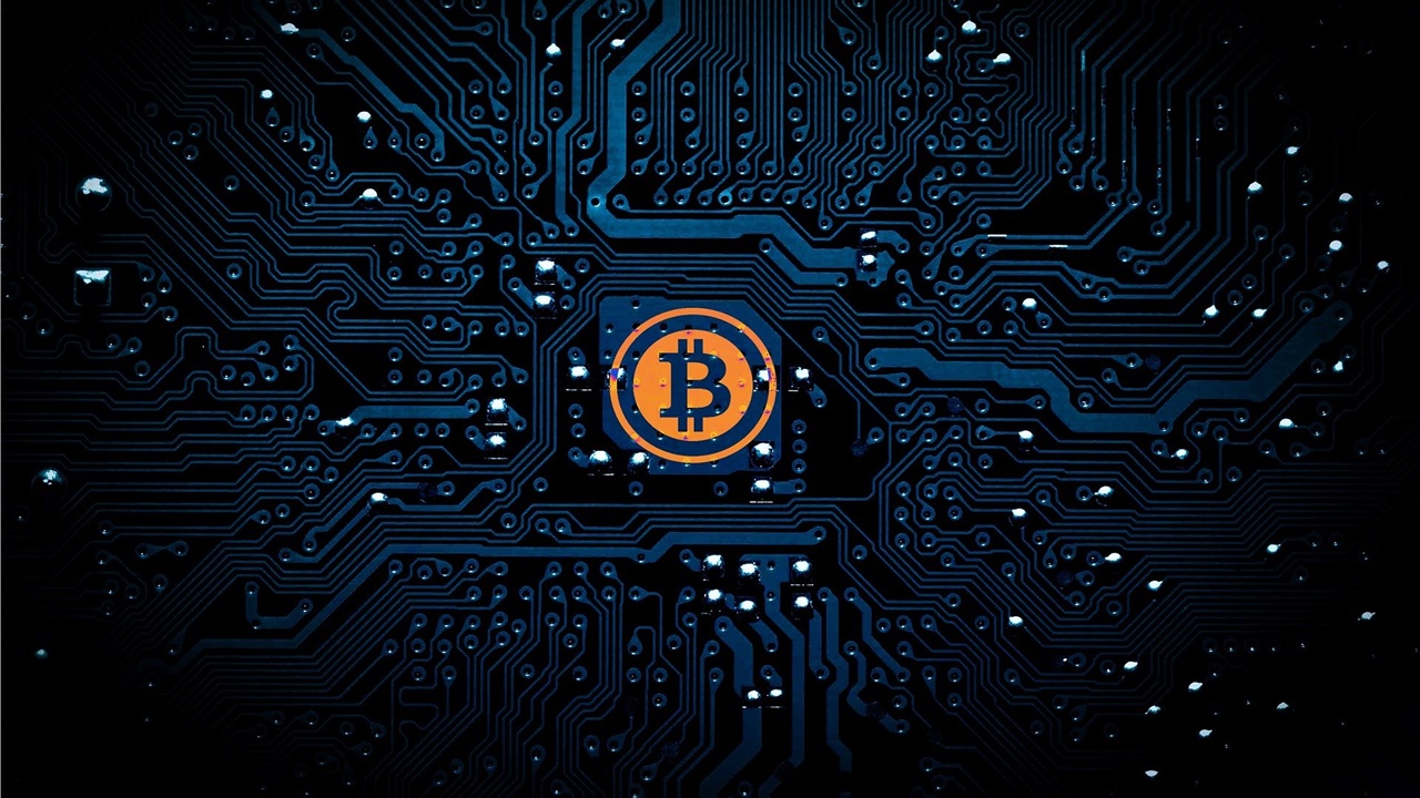 Άλμα άνω του 10% καταγράφει το bitcoin μετά την είδηση ότι η...