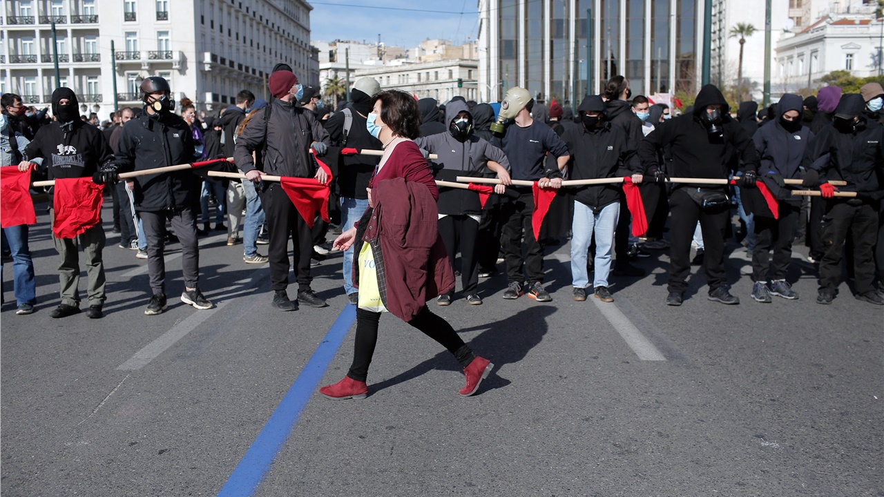 Ολοκληρώθηκε το πανεκπαιδευτικό συλλαλητήριο στο κέντρο της Αθήνας
