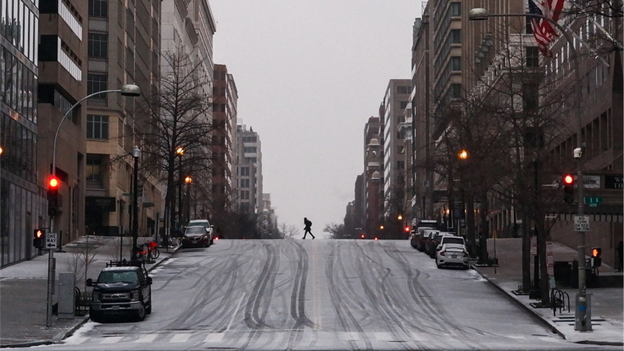 Κύμα κακοκαιρίας στις ΗΠΑ: Τους 34 έφθασαν οι νεκροί, σχεδόν...
