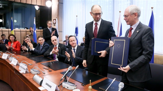 Crimea, Sevastopol officially join Russia as Putin signs final...