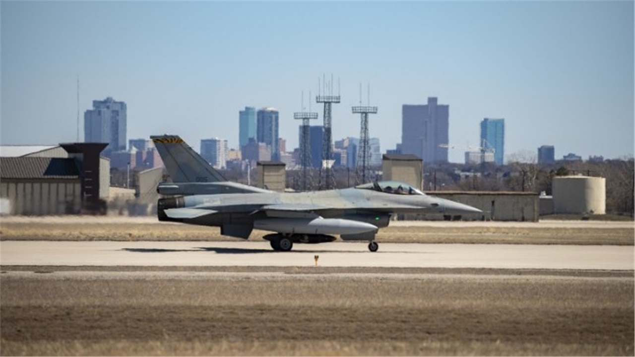 Στο Τέξας των ΗΠΑ το πρώτο αναβαθμισμένο σε Viper ελληνικό F-16