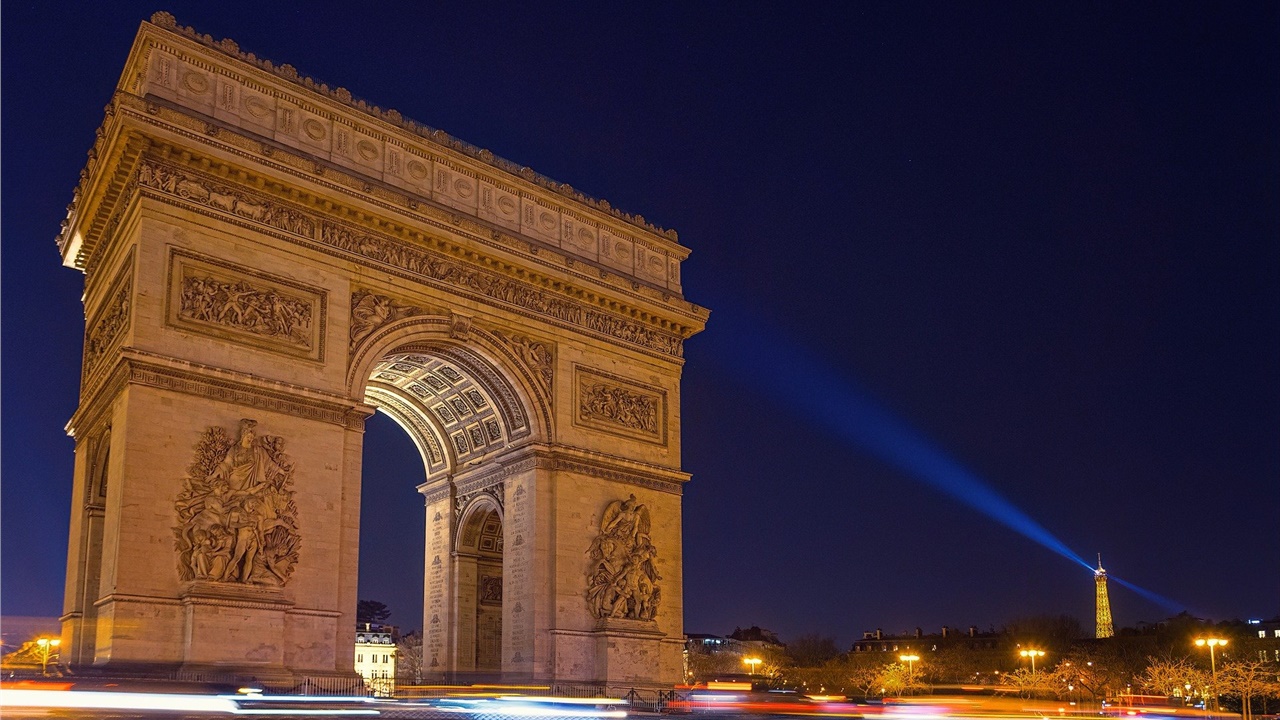 «Βουτιά» 8,2% κατέγραψε η γαλλική οικονομία το 2020