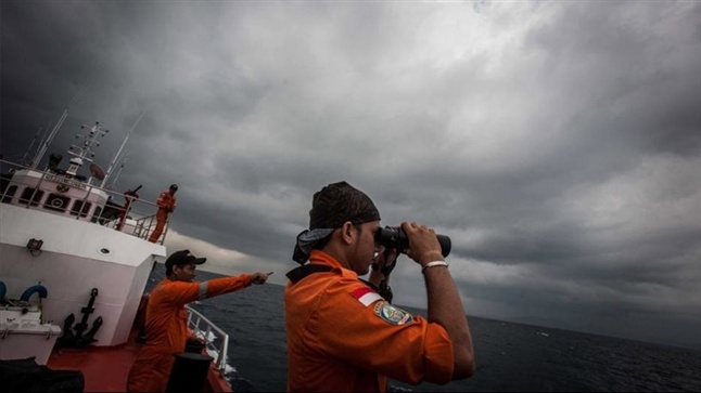 China spots new possible plane debris in southern Indian Ocean