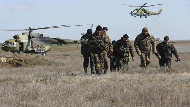 Russians enter Ukrainian base in Crimea