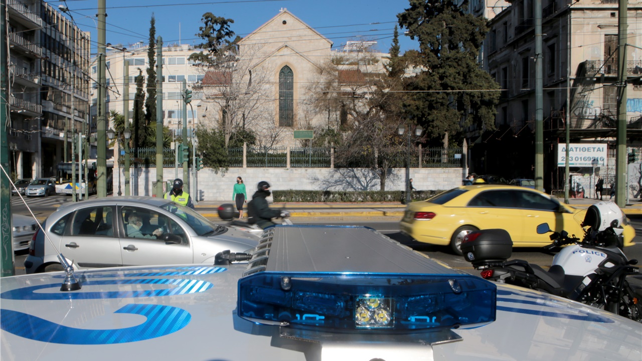 Τι ισχύει από σήμερα σε όλη τη χώρα για τον περιορισμό της διασποράς...