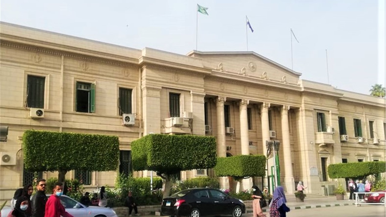 Το πτυχίο τους αναμένεται να πάρουν φέτος οι πρώτοι καθηγητές...