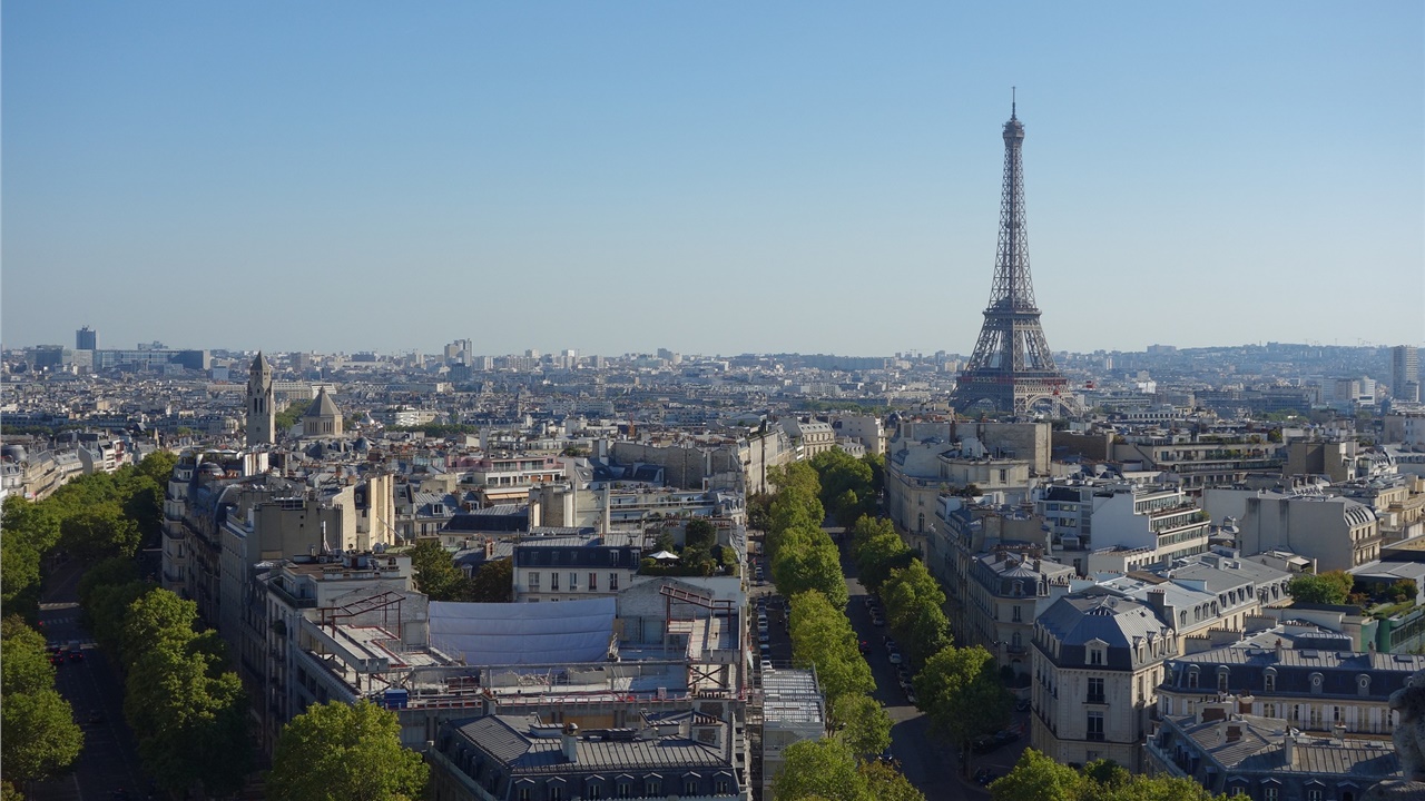 Παρίσι: Η κατάσταση επιδεινώνεται, προειδοποιεί ο επικεφαλής...