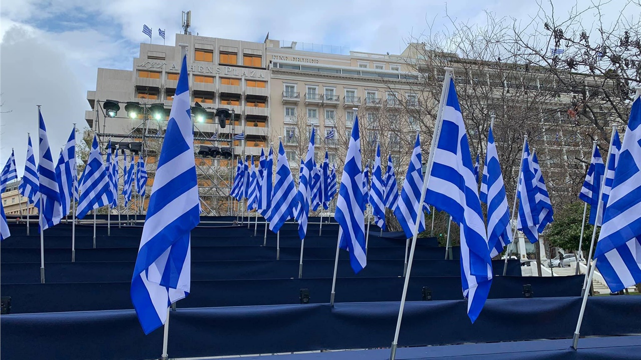 Σε ρυθμό...Επανάστασης το Σύνταγμα - Δείτε φωτογραφίες και βίντεο...