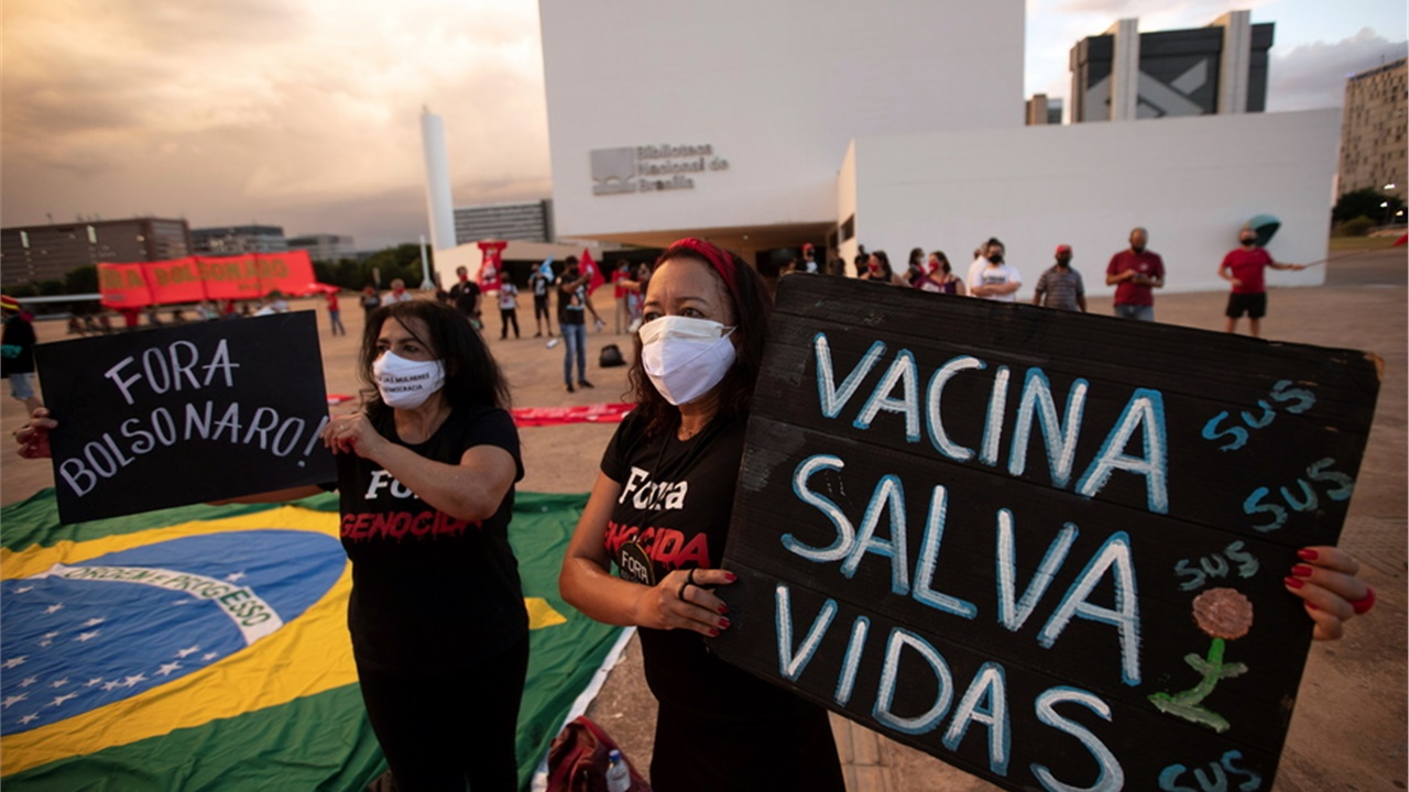 Βραζιλία: Στο Σάο Πάολο αδειάζουν παλιούς τάφους για να χωρέσουν...