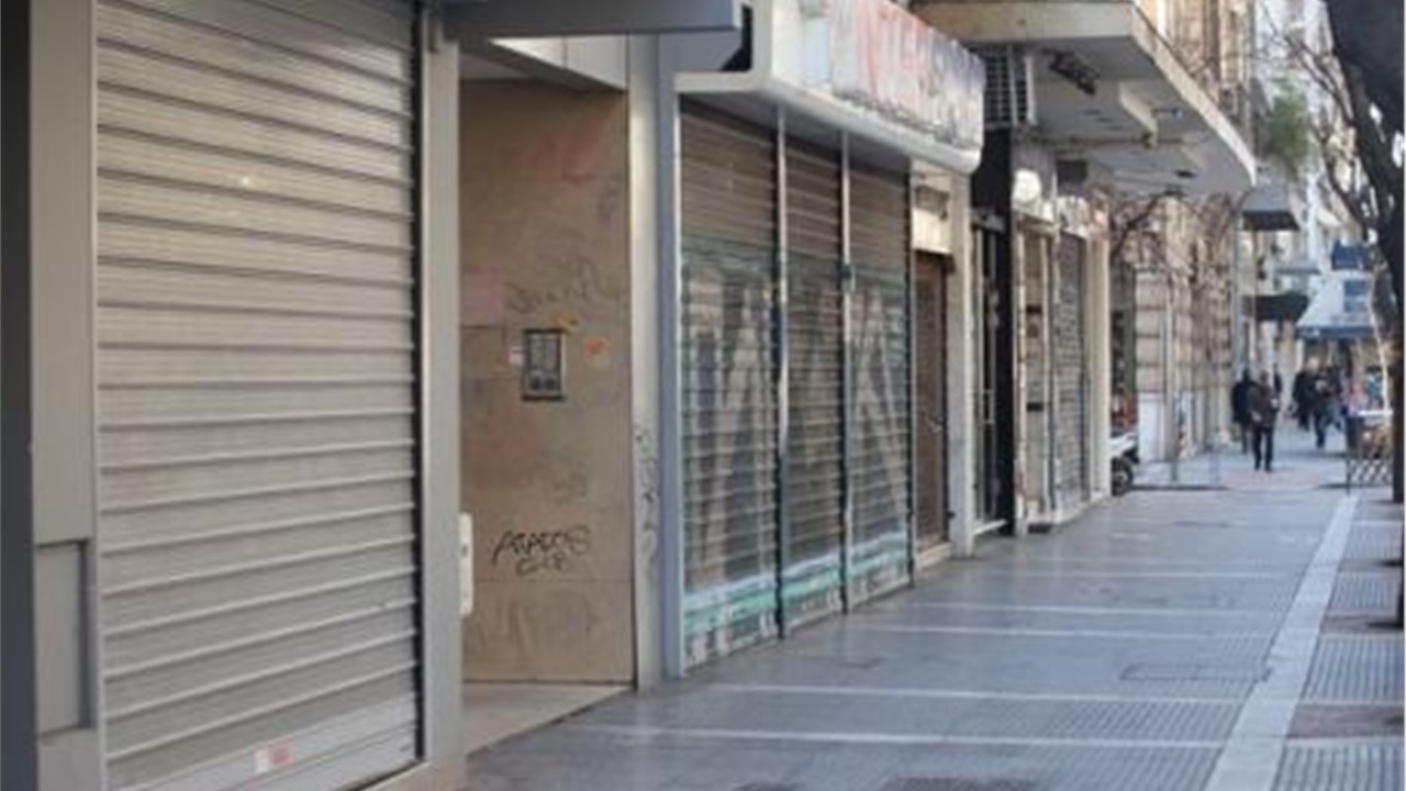 Θεσσαλονίκη: Συμβολική διαμαρτυρία καταστηματαρχών στην Πολίχνη