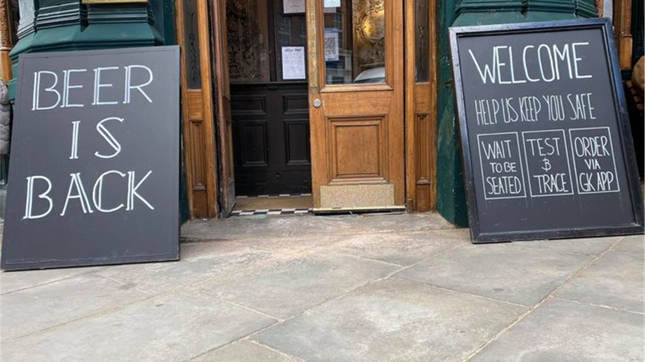 Outdoor hospitality and shops reopened in Enland 