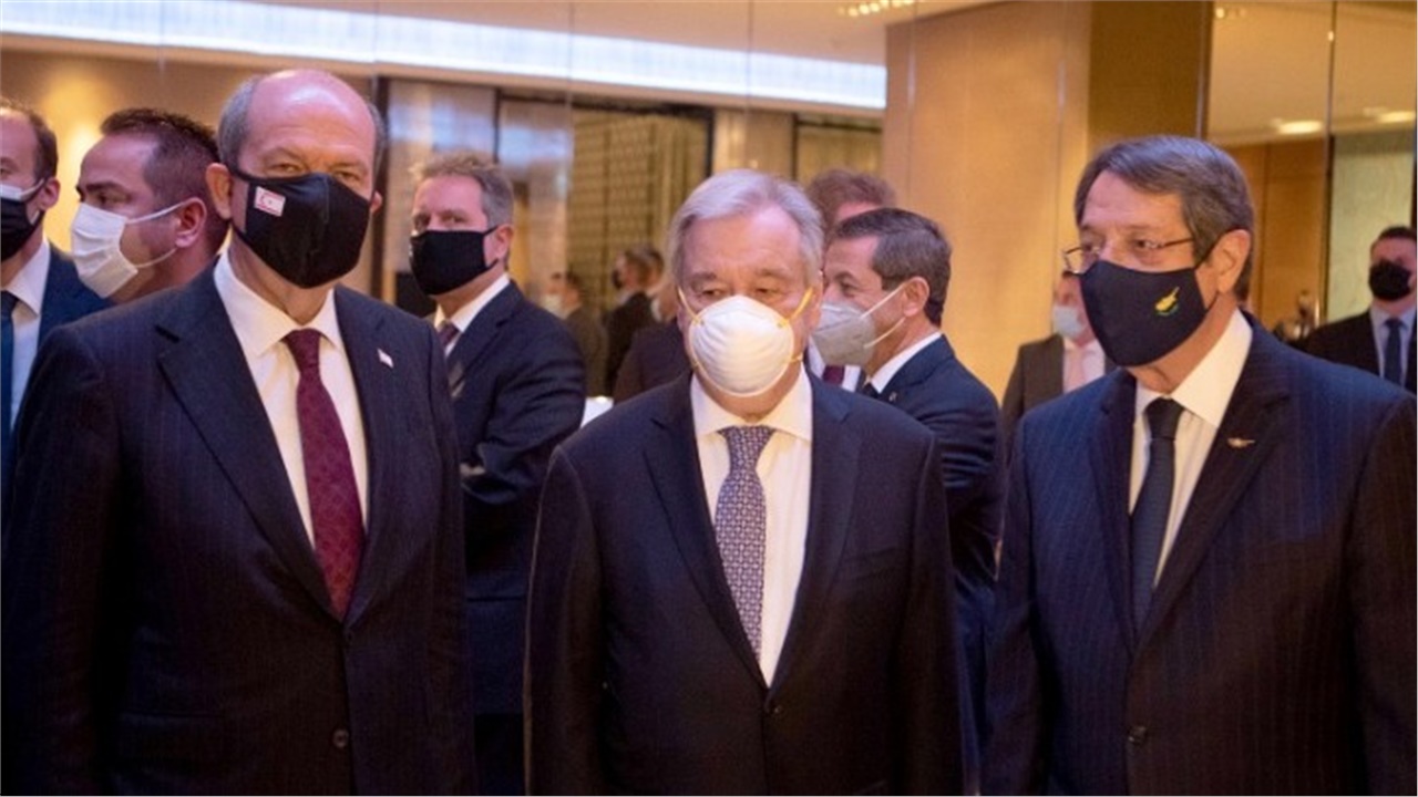 Άρχισαν οι συνομιλίες για το Κυπριακό στο Παλάτι των Εθνών στη...