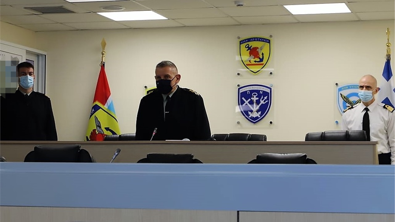 Στο Εθνικό Κέντρο Επιχειρήσεων ο αρχηγός ΓΕΕΘΑ