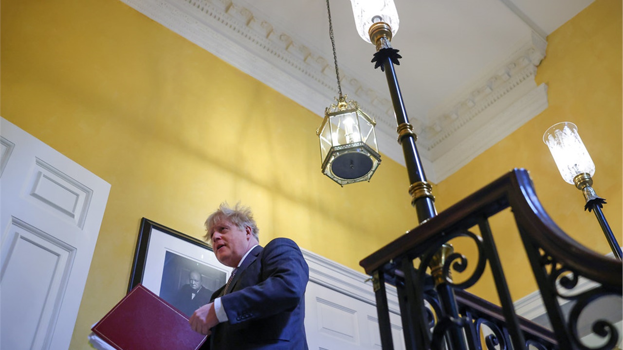 Βρετανία: Ερευνα για τις πολυτελείς διακοπές του Μπόρις Τζόνσον...