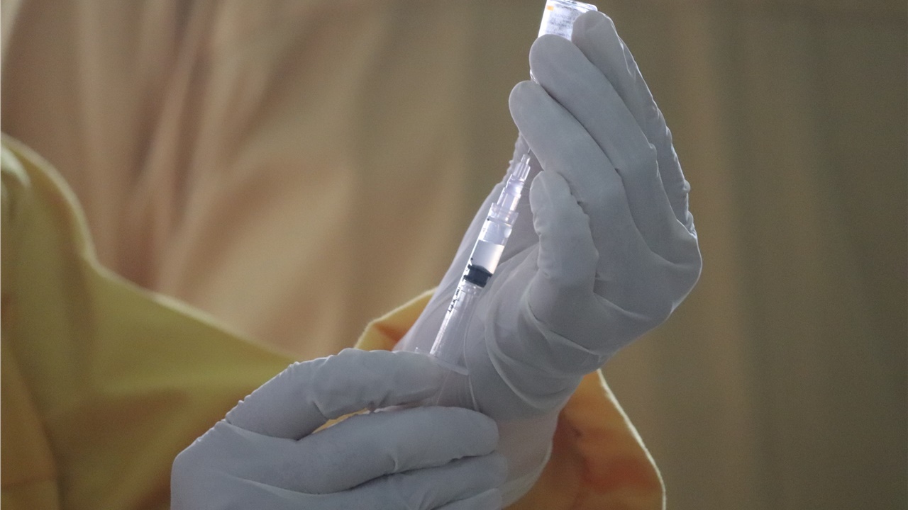 G20: Οι εταιρείες Pfizer/BioNTech, Moderna και Johnson & Johnson...