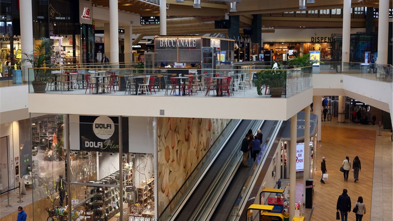 Covid-19: Η Ευρώπη επανέρχεται σταδιακά στην κανονικότητα