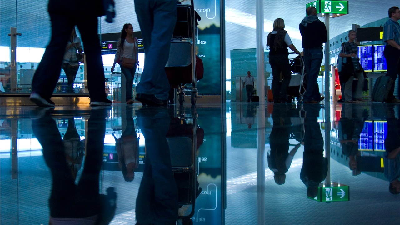 Η Ελλάδα στις πρώτες χώρες που ενεργοποιούν από σήμερα το Ευρωπαϊκό Πιστοποιητικό Covid	- Όσα πρέπει να γνωρίζουμε