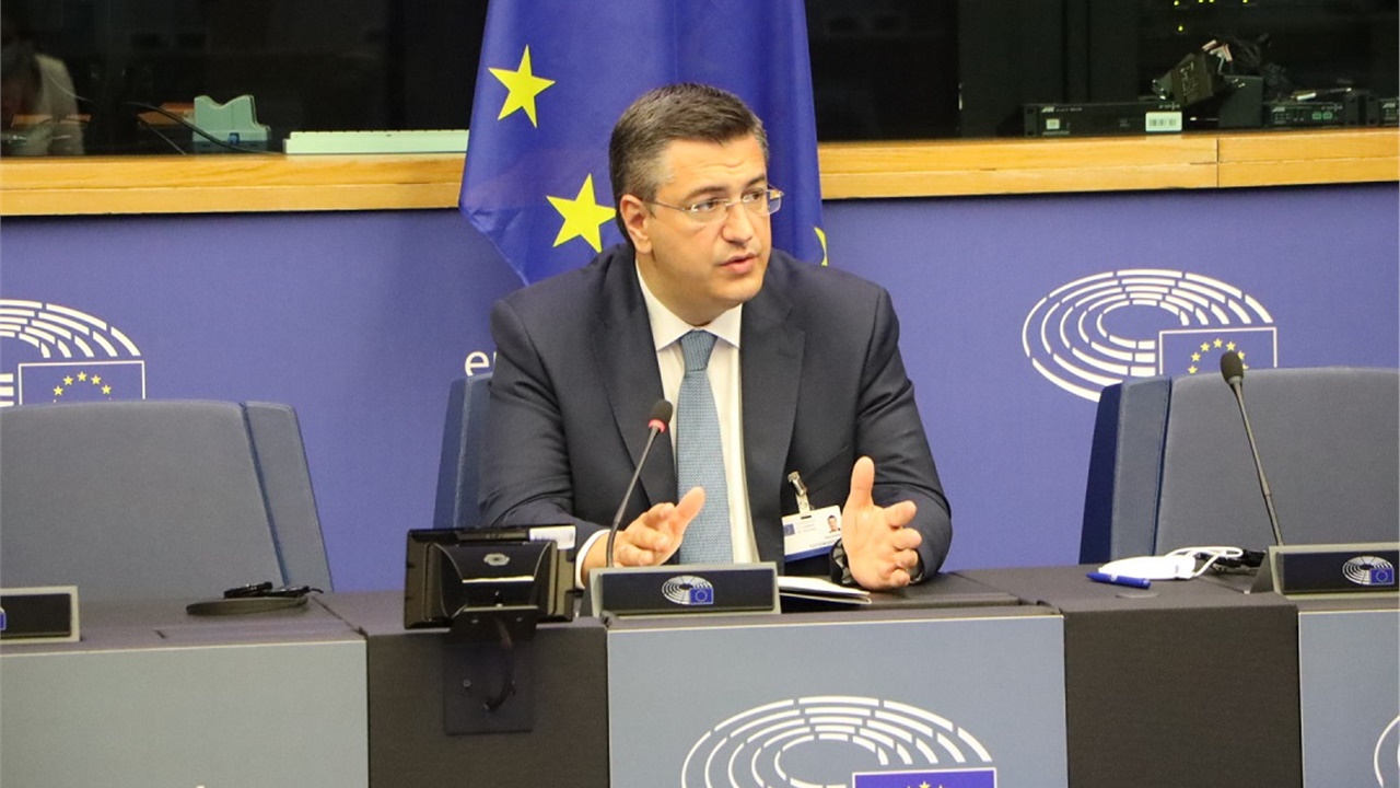 Απ. Τζιτζικώστας: Πρέπει να δημιουργήσουμε ένα νέο όραμα για...