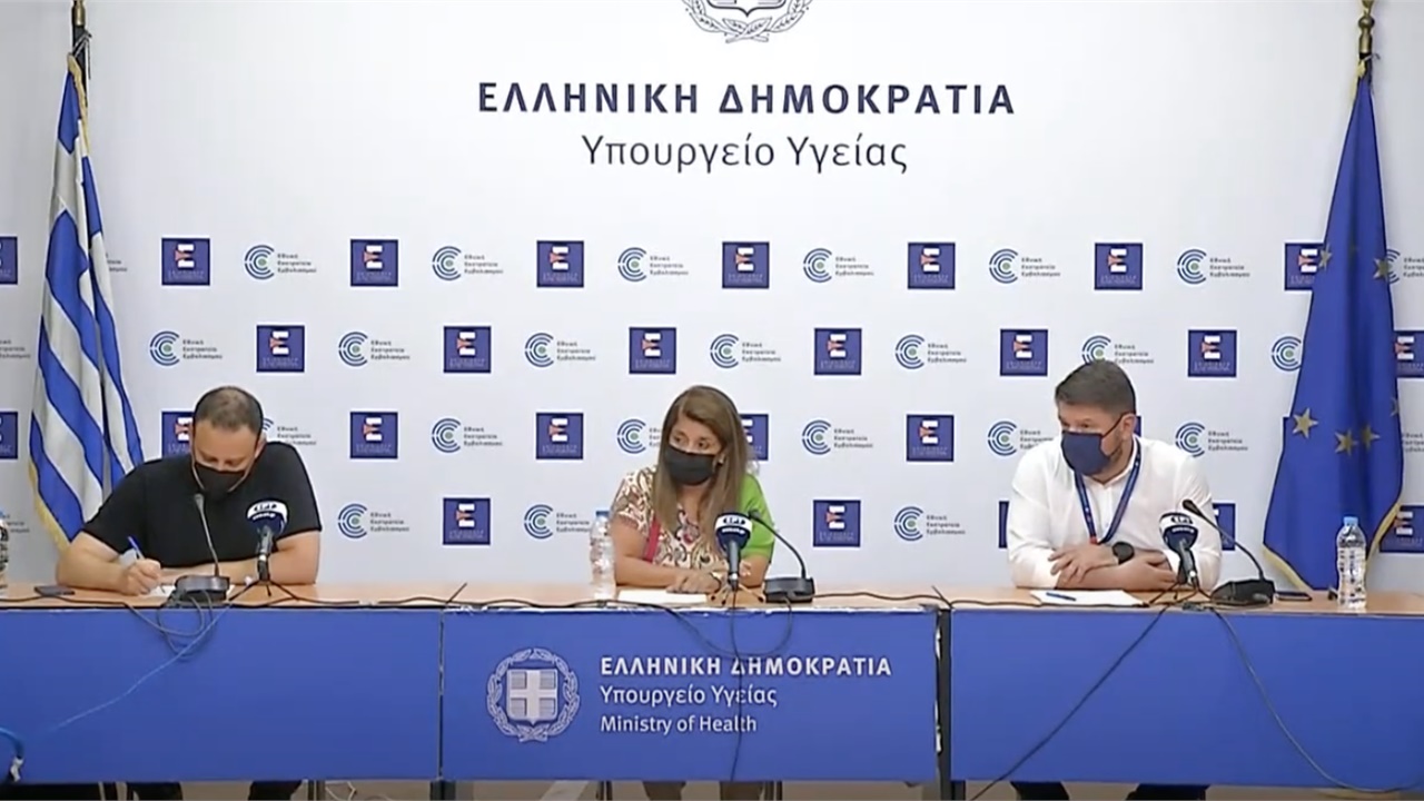 Χωρίς μάσκα από αύριο σε εξωτερικούς χώρους όπου δεν υπάρχει...