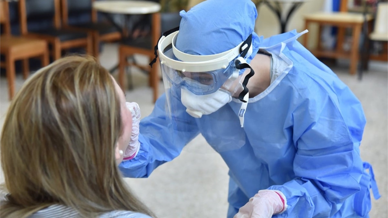 Κορονοϊός: Στα 1.797 τα νέα κρούσματα, 8 νεκροί και 168 διασωληνωμένοι