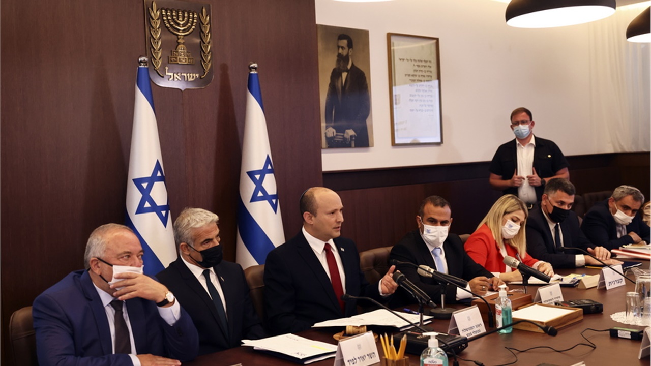 «Να μάθουμε να ζούμε με τον κορονοϊό» - Το Ισραήλ αλλάζει στρατηγική...