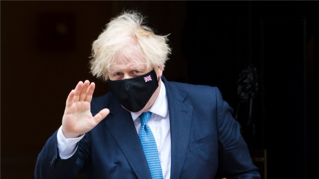 Τα δύο τρίτα των Βρετανών θέλουν να εξακολουθήσουν να ισχύουν...