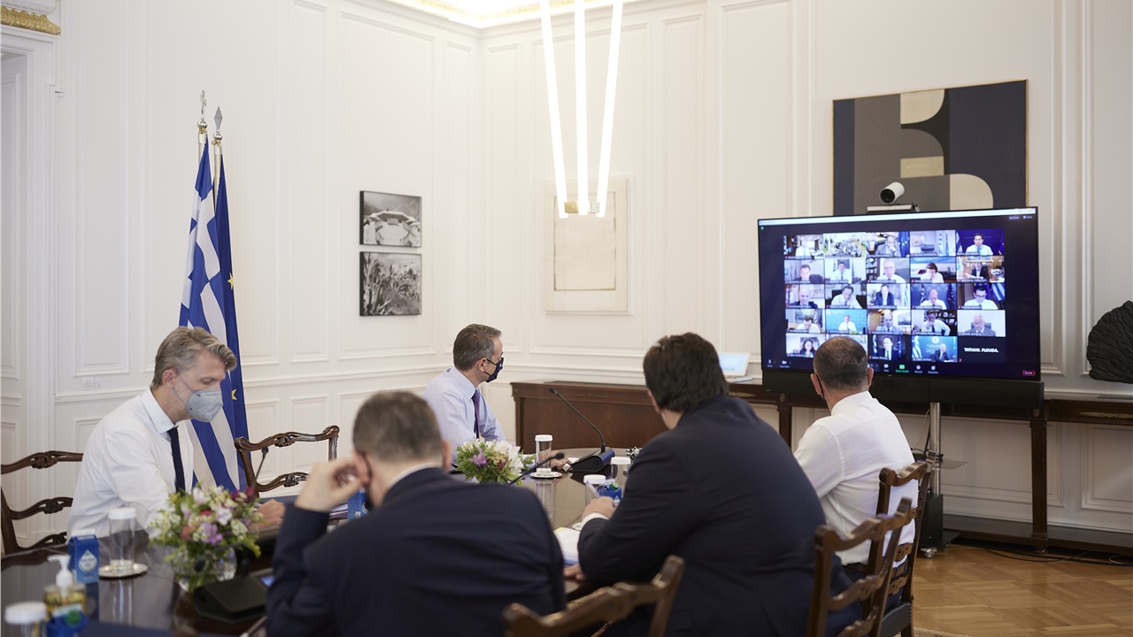 Αύξηση κατώτατου μισθού κατά 2% και αλλαγές στον Ποινικό Κώδικα...