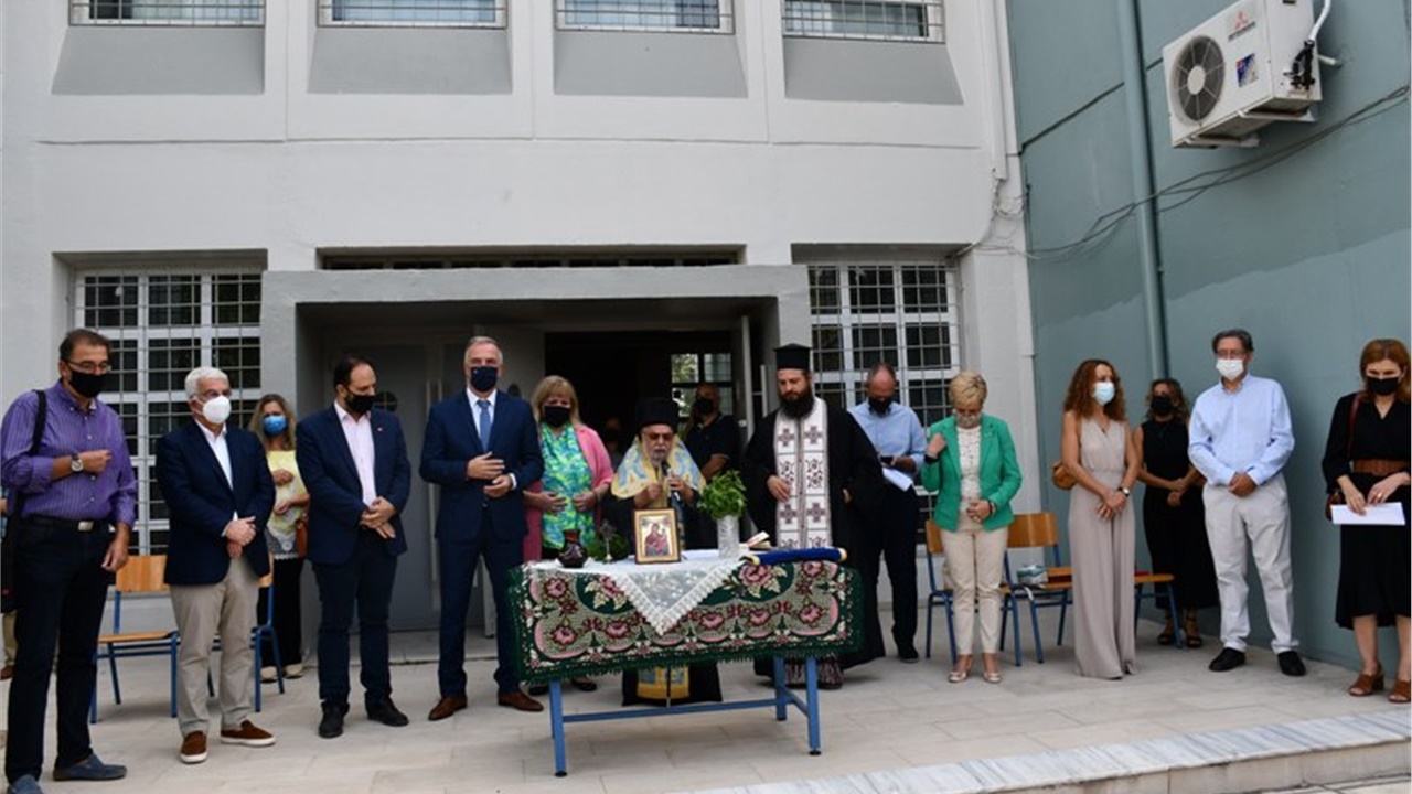 Στο 2ο γυμνάσιο Καλαμαριάς ο Στ. Καλαφάτης για τον αγιασμό -...