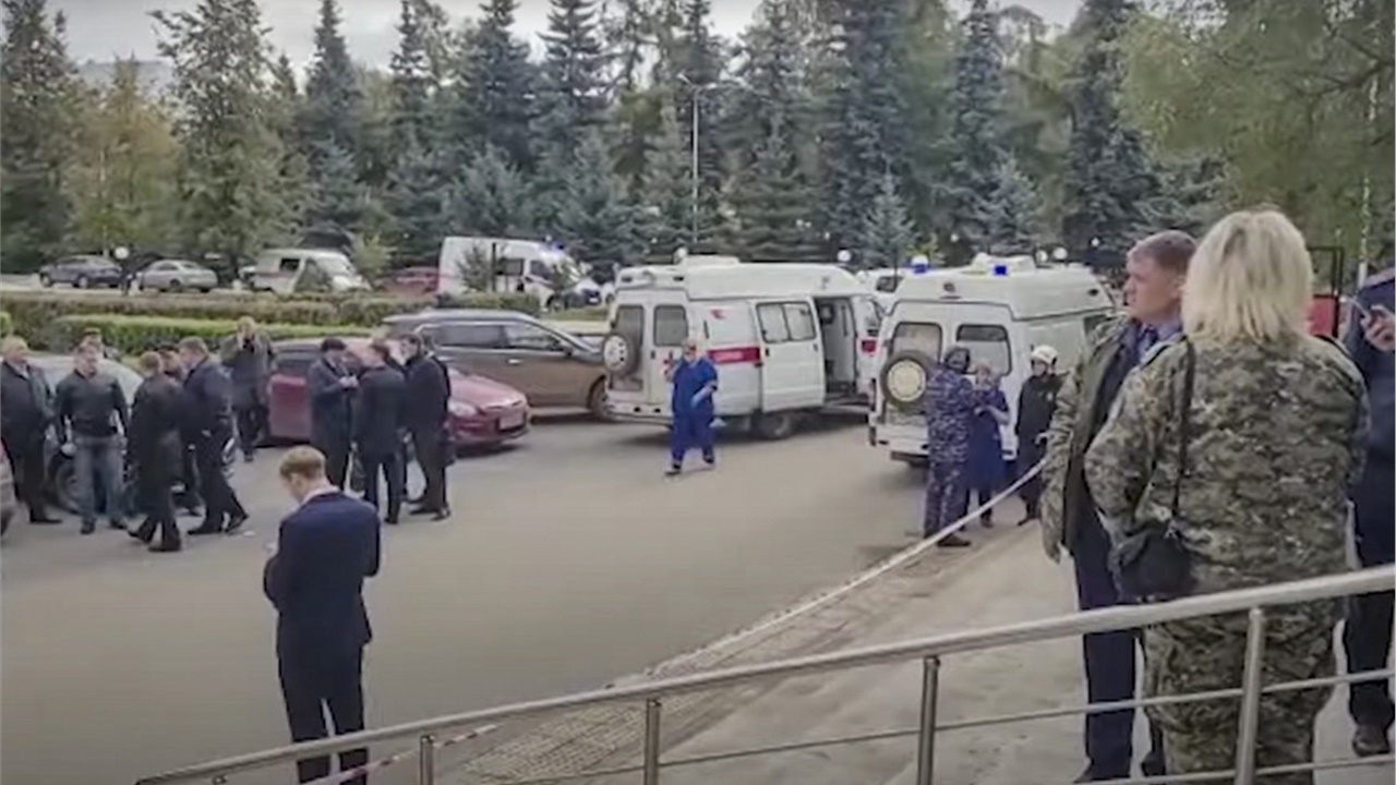 Επίθεση σε πανεπιστήμιο στη Ρωσία - Οκτώ νεκροί και 28 τραυματίες,...