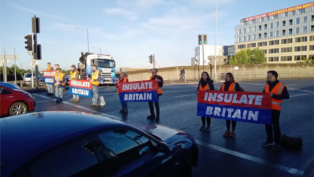 Ακτιβιστές για το κλίμα απέκλεισαν ξανά δρόμους του Λονδίνου