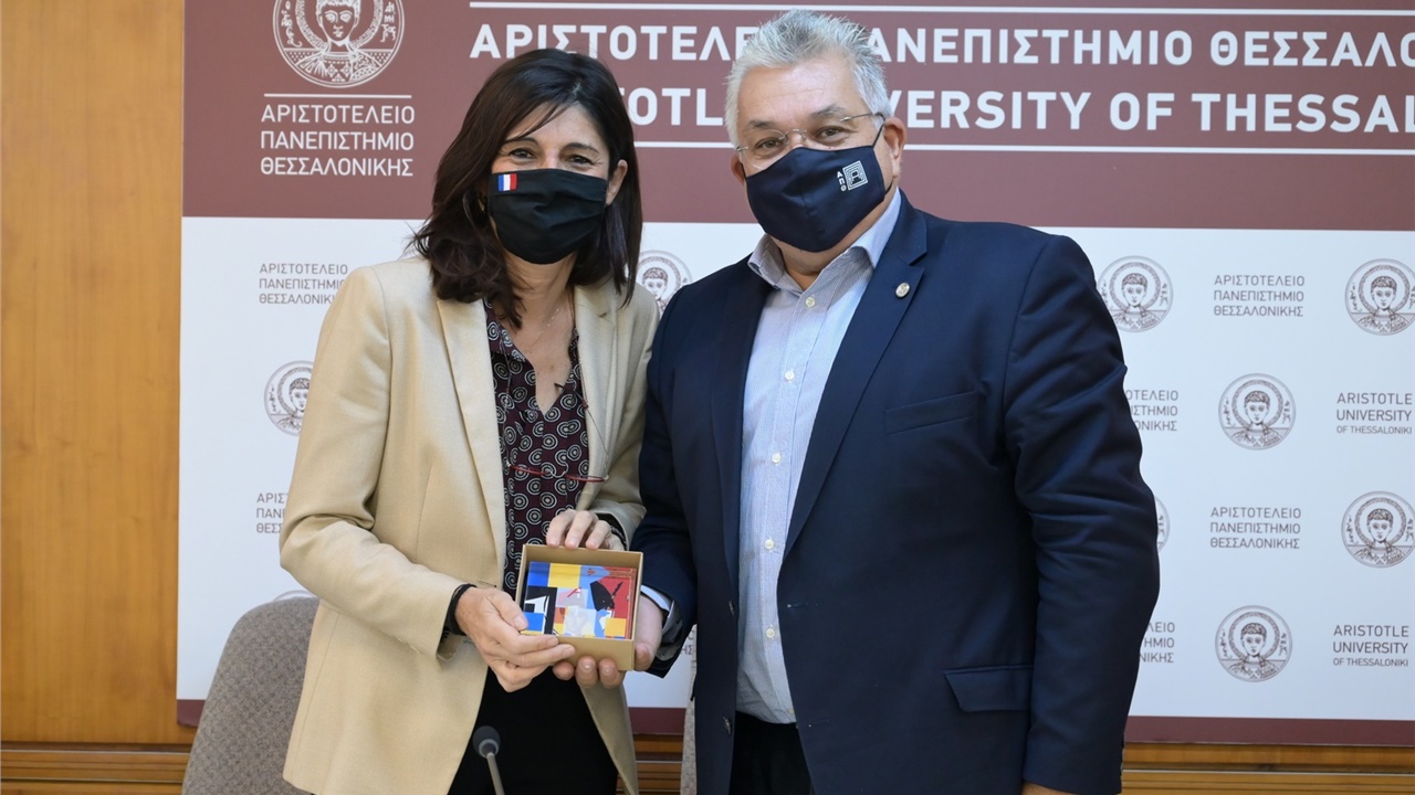 Συνάντηση του Πρύτανη του ΑΠΘ με τη Γενική Πρόξενο της Γαλλίας...