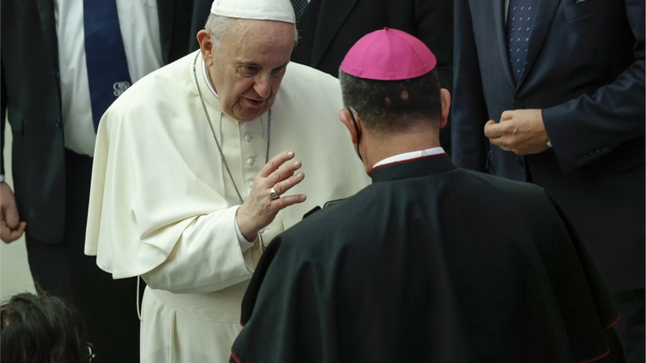Στη Μυτιλήνη αναμένεται να βρεθεί ο Πάπας Φραγκίσκος